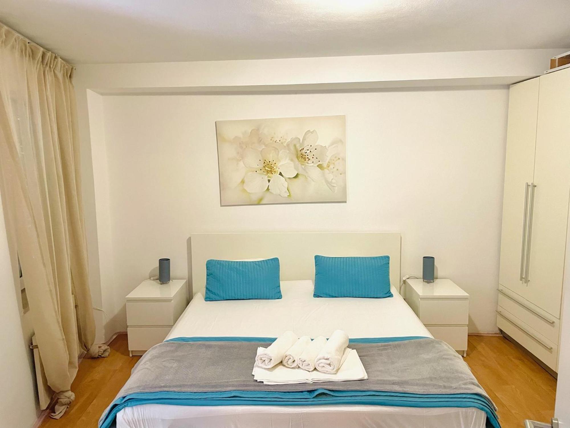 Отель Rondina House Корчула Экстерьер фото