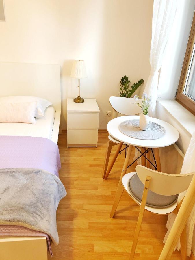 Отель Rondina House Корчула Экстерьер фото
